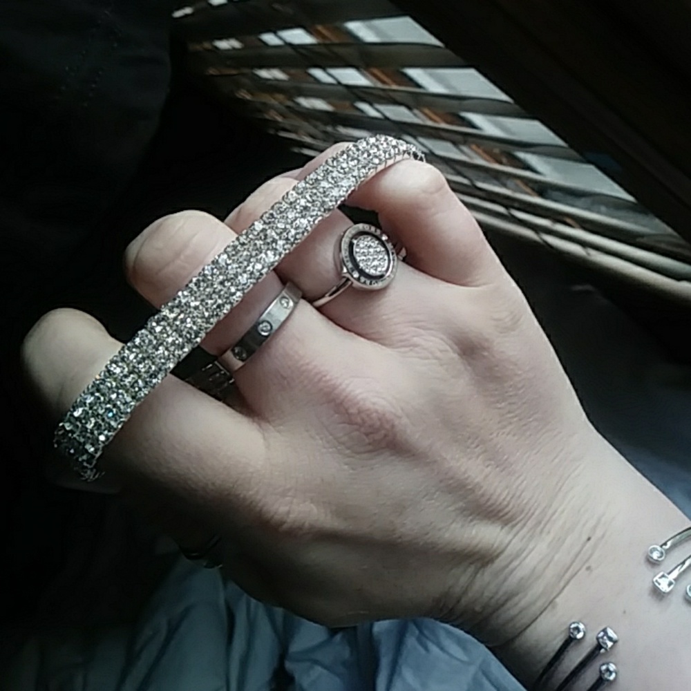 Elegant Diamond Ankle Bracelette - Picture 2 of 4